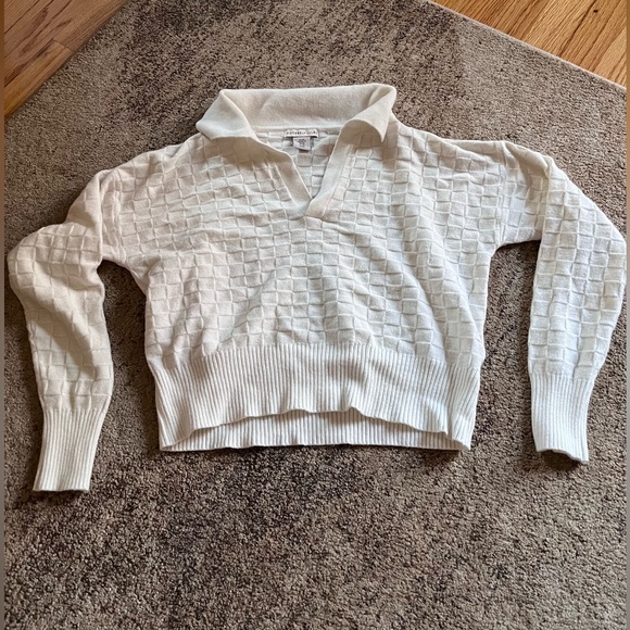 White Cropped Checkered Sweater - Picture 2 of 4